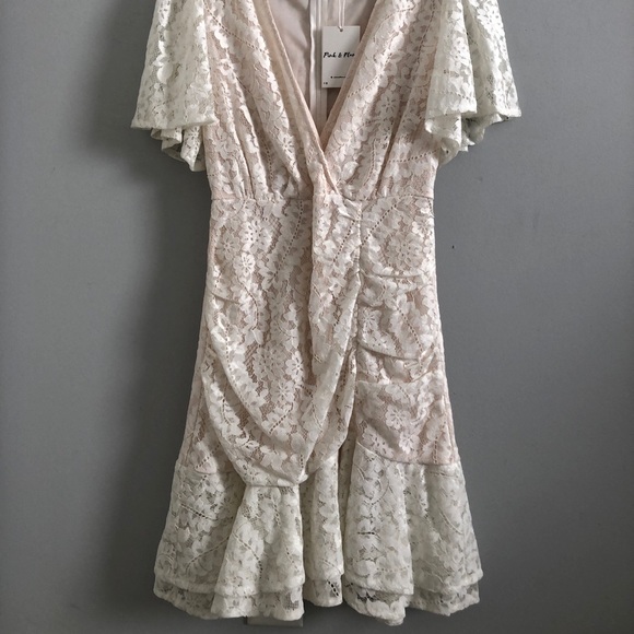 White Lace V-Neck Mini Dress NWT - Small - Picture 5 of 13